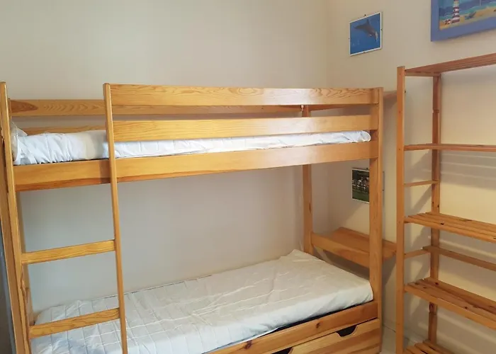 Apartment 2 Pieces A - Proche Et Centre-ville, Balcon Et Parking Prive - Fr-1-487-300